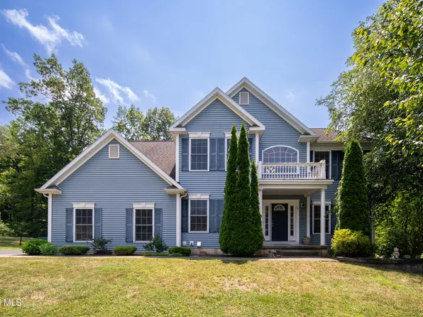 69 Mary Hadge Drive, Schenectady, NY 12309