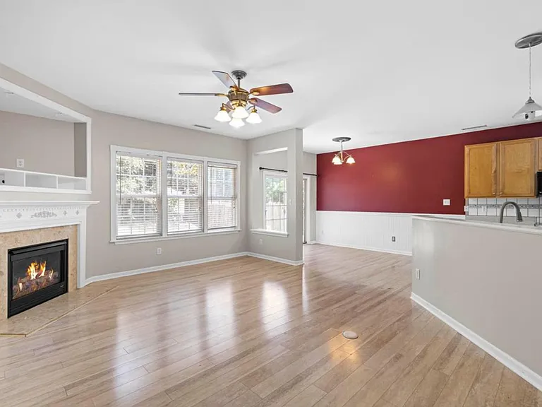 5435 Seaspray Ln — Photo 14