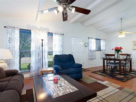 4th image of 2580 Pheasant Dr