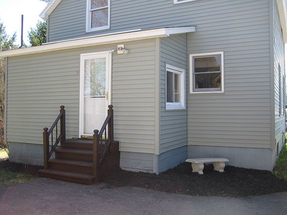 4th image of 10 Worden Rd