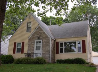 1427 Merle Hay Rd, Des Moines, IA 50311