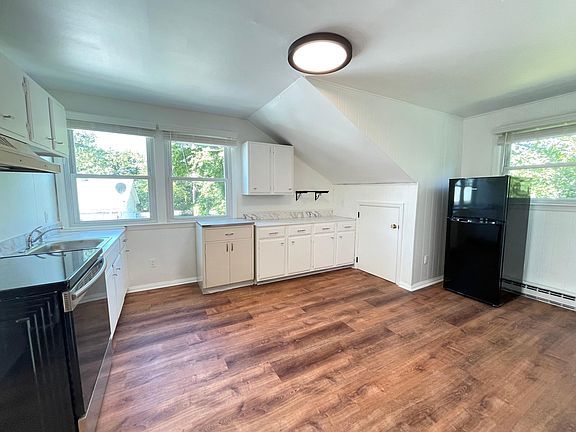 2nd image of 1270 North Ave #2