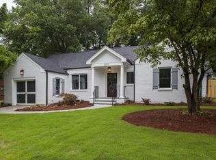 2577 Pineview Dr, Decatur, GA 30030