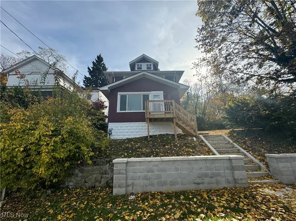 928 Montgomery St, East Liverpool, OH 43920