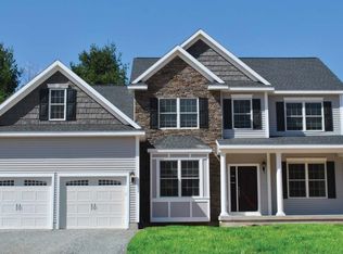 227 Shaker Ridge Drive, Niskayuna, NY 12309