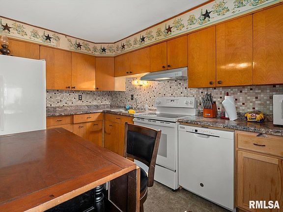 5th image of 520 S 6th St