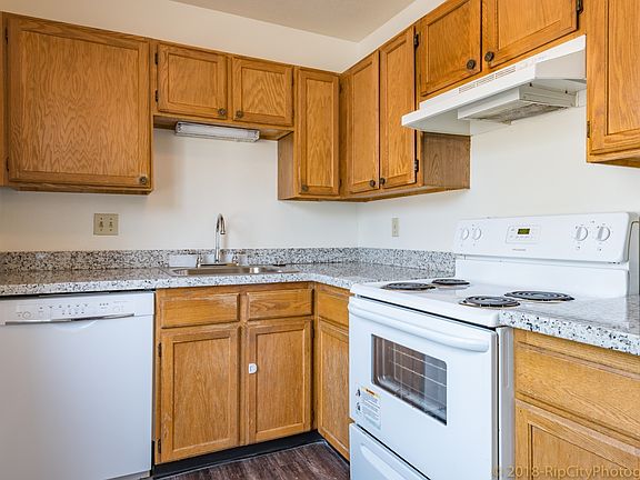 5th image of 3421-3439 SW 125th Ave #3435