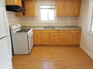 4847 Pearl Rd, Cleveland, OH 44109