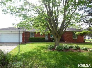 105 Lawrence St, Clinton, IA 52732