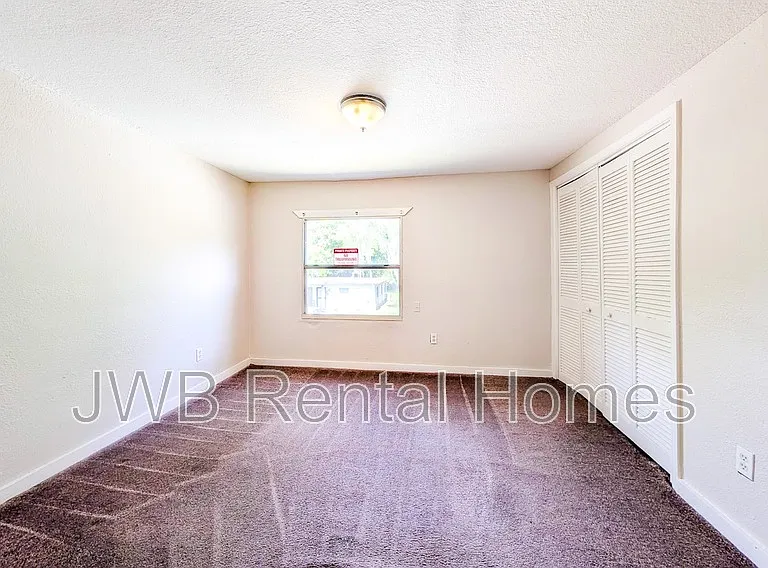 3933 Boulevard #2 — Photo 6