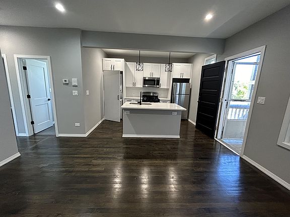 2nd image of 3673 N Elston Ave #2R