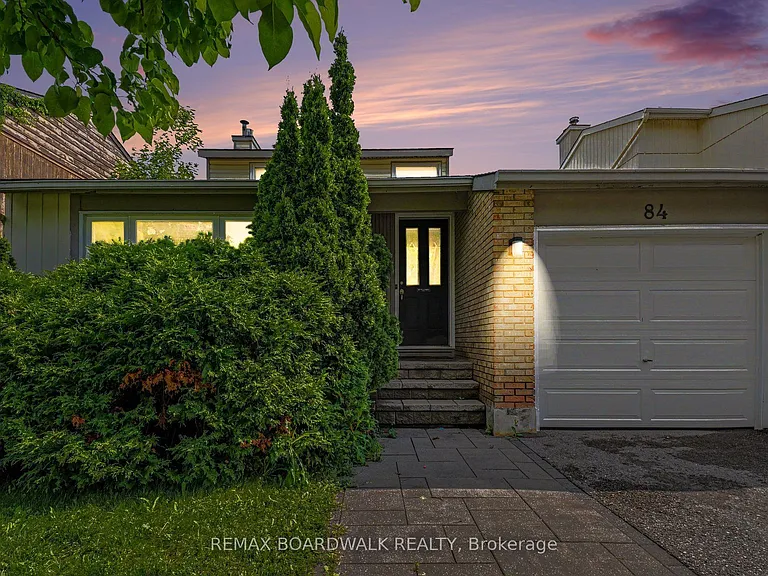 84 Sherway Dr — Photo 36