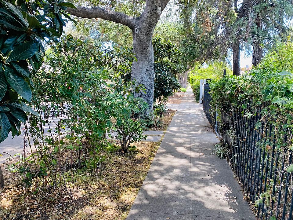You are close to the 134, 210 & 710 freeway exchange...but you live on a very quiet, tree lined street and in the back of the property. Very quiet!