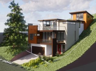 6951 Charing Cross Rd, Berkeley, CA 94705