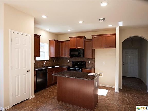 5th image of 3406 Lorne Dr