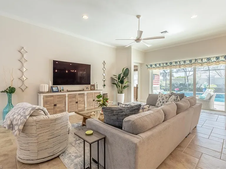 9332 Fieldstone Ln — Photo 10