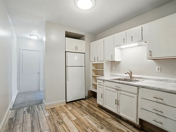 5th image of 3032 Colerain Ave APT 2