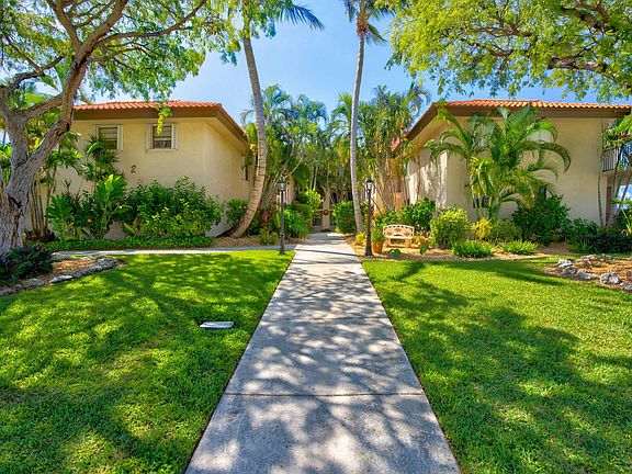 5th image of 1001 W Ocean Dr #2-106