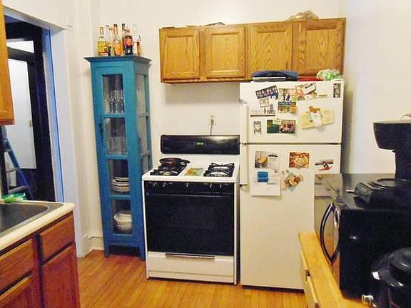 4th image of 3501 N Greenview Ave APT 3F