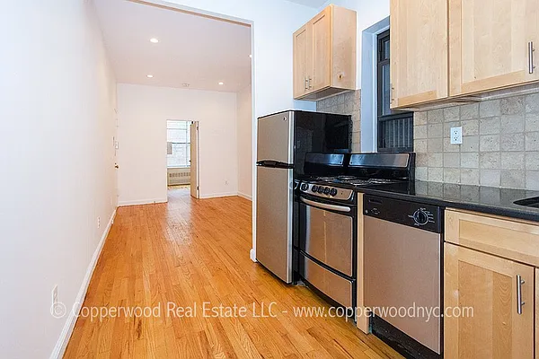 Rented by Copperwood Real Estate | media 16