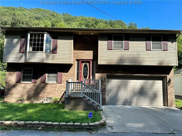 81 Nemeth Rd, Holden, WV 25625