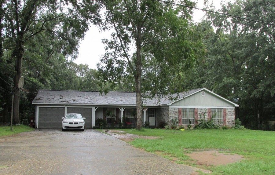 1st image of 9712 Scenic Hills Dr