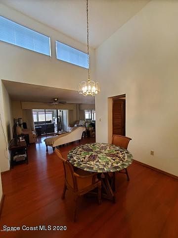 2nd image of 627 Jubilee St #627