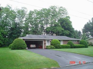 73 Pleasantview Dr, Jamestown, NY 14701
