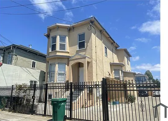 822 Chester St #A — Photo 11