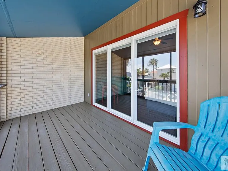 114 E Dolphin St #A — Photo 27