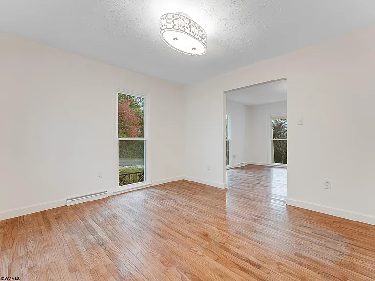 801 Cottonwood St — Photo 15