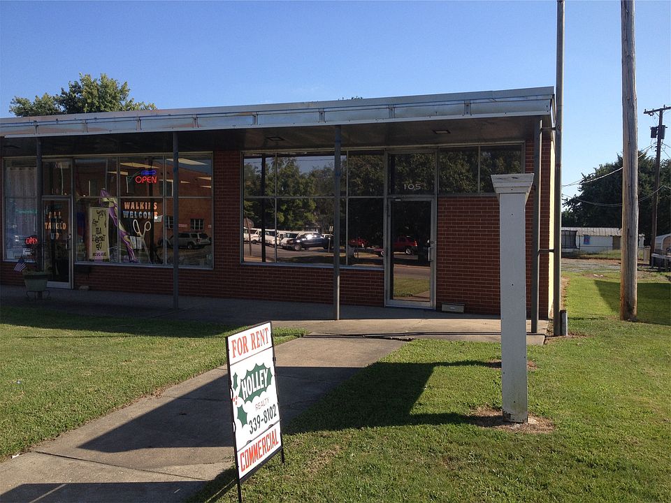 105 W. Williamsburg, Storefront