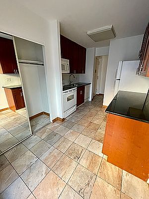 2nd image of 342 9th Ave #11D