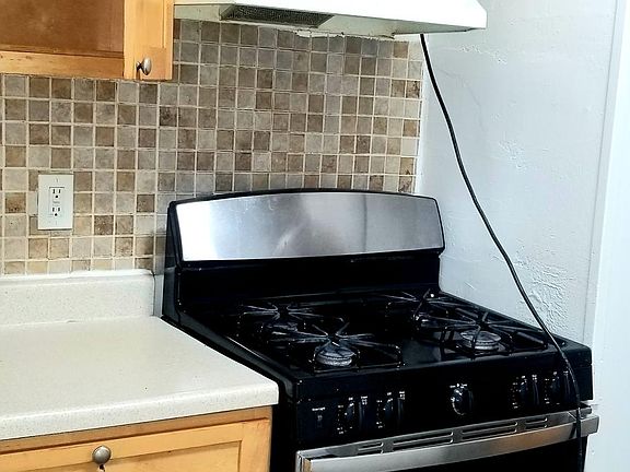 2nd image of 4012 Parsons Blvd #B
