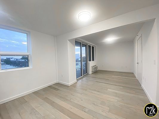 3rd image of 28-16 21st St #708