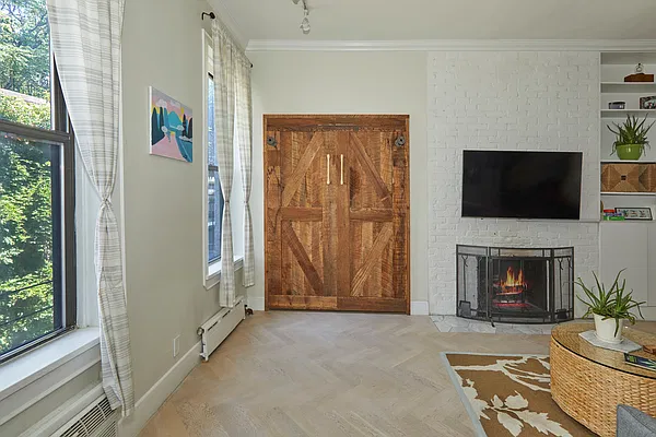 Sold by Brown Harris Stevens | media 6