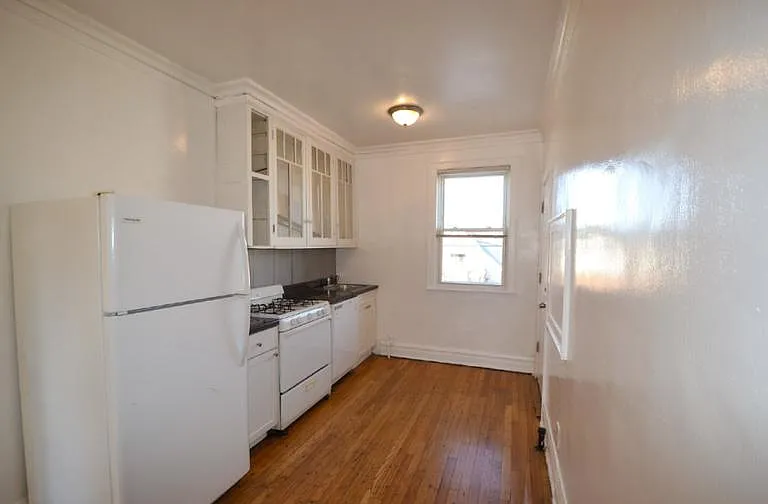 4824-30 W Addison St #4828H-G — Photo 5