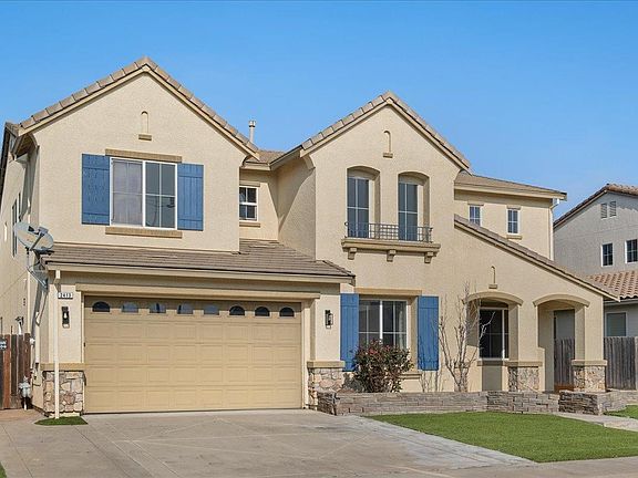 3rd image of 2413 Ventana View Way