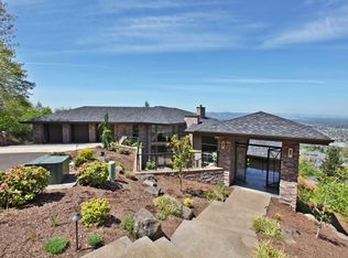 10753 SE Scotts Summit Ct, Happy Valley, OR 97086