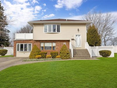 57 Alexander Avenue, Farmingdale, NY, 11735