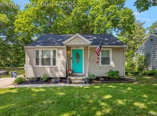 21531 Collingham Ave, Farmington Hills, MI