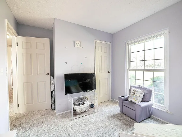 186 Stygler Rd N — Photo 20