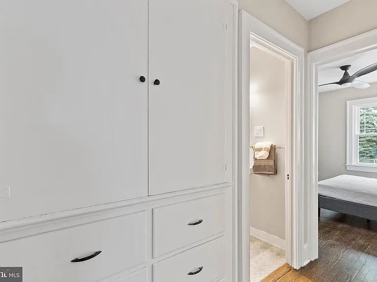 408 S Cleveland St — Photo 17
