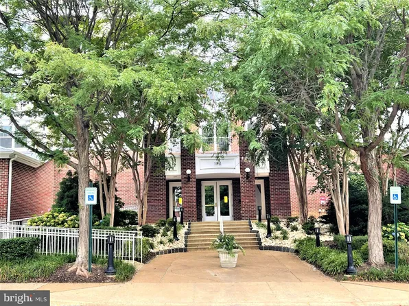 1641 International Dr Unit 418, Mc Lean, VA 22102