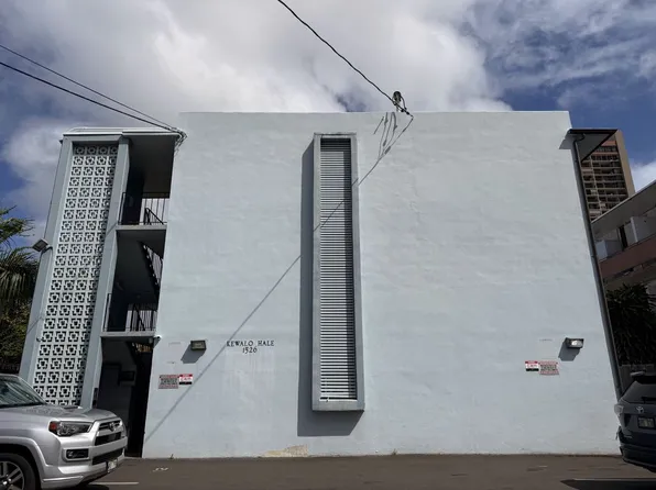 1526 Kewalo St APT 9, Honolulu, HI 96822