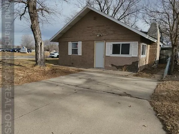 623 Waldo Ave, Grand Island, NE 68803
