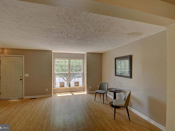 2nd image of 313 Sutton Ct