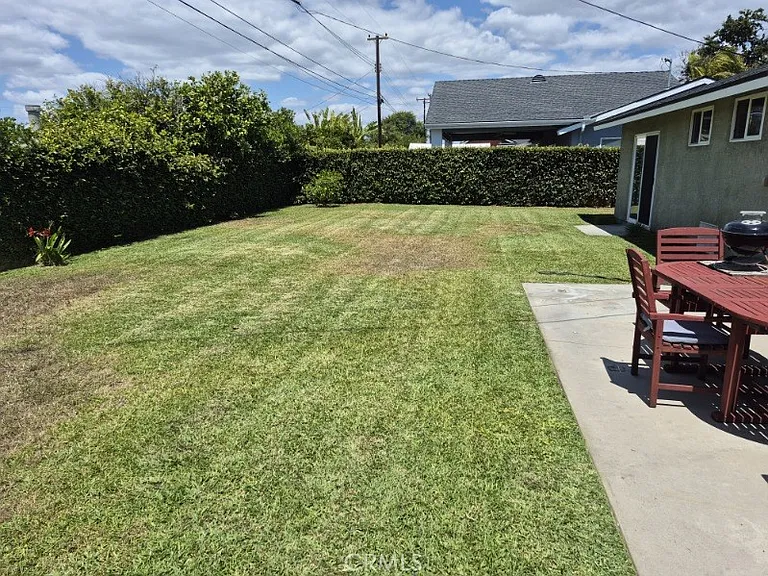 11871 Topaz Cir — Photo 2