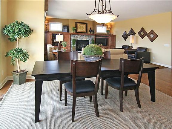4th image of 1638 Headwaters Ln