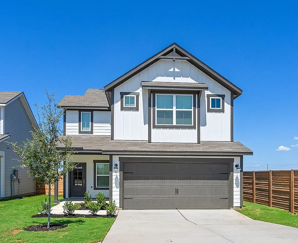 3 bed, 2.5 bath, 1308 sqft, $1,985 — Photo 1